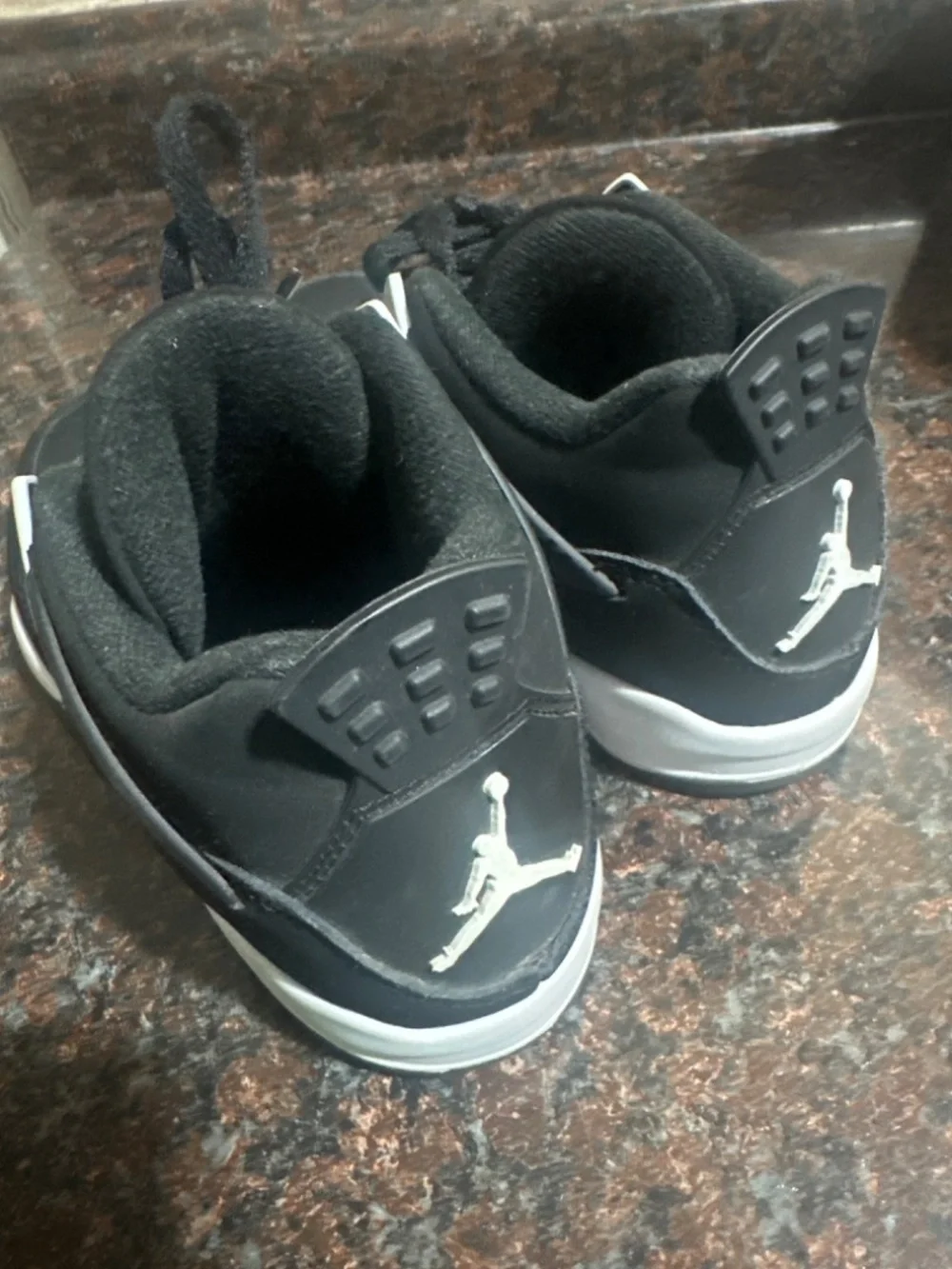 Jordan 4s